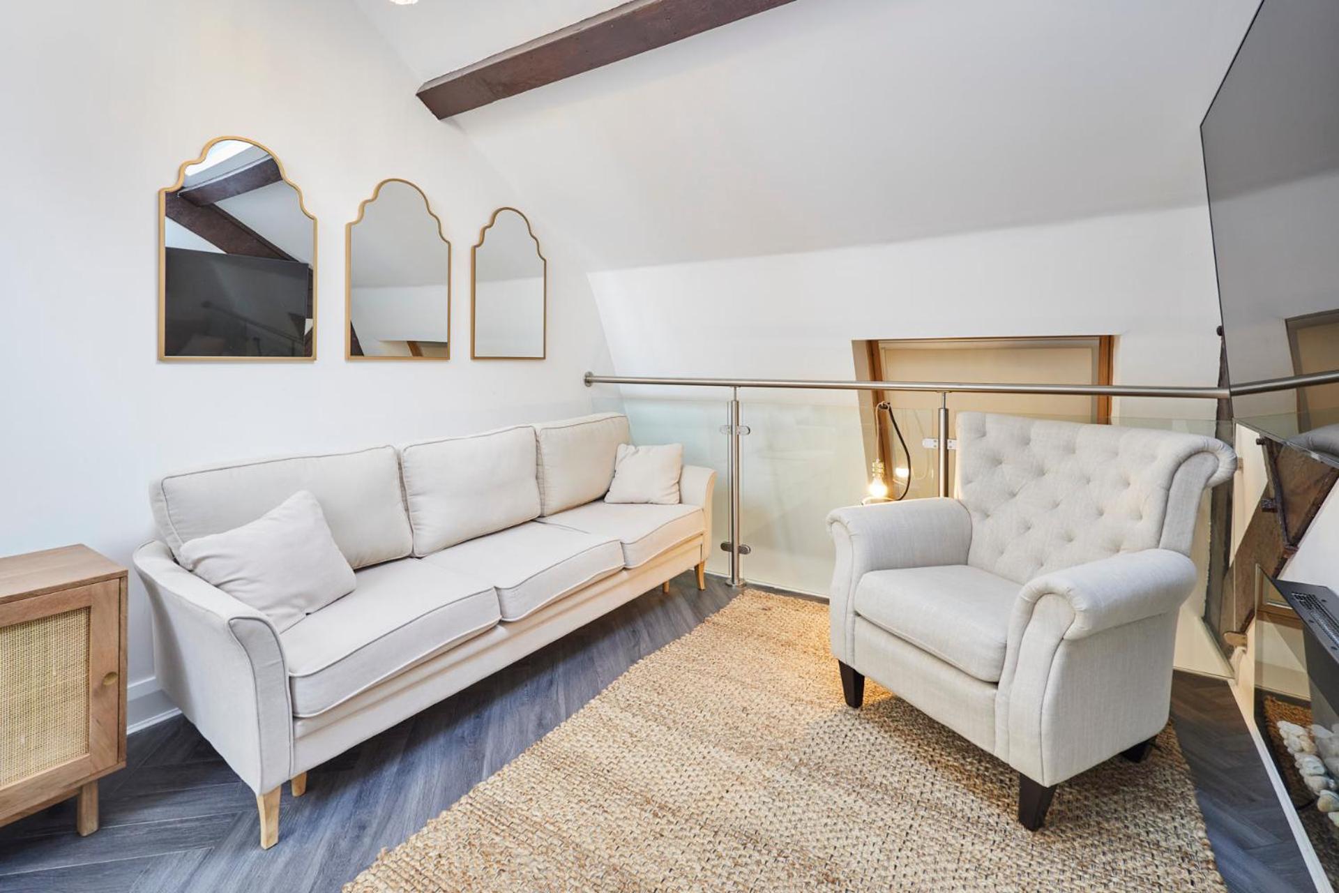 Host & Stay - Queen Square Hideaway Ливърпул Екстериор снимка